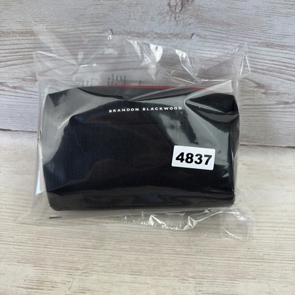Brandon Blackwood Flagship American Airlines 7.5x5 Canvas Bag Zipper Pouch EXC